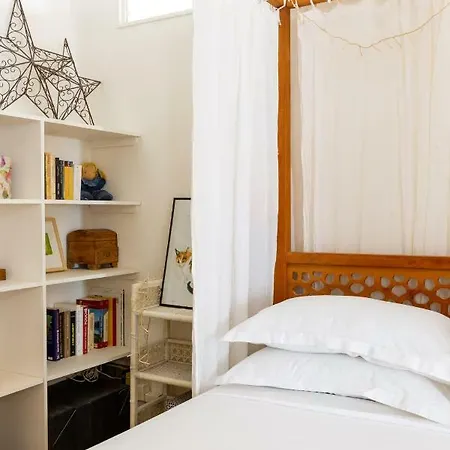 Apartment Rue Montmartre Ii By Onefinestay