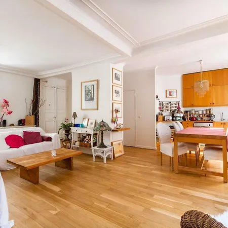 Apartment Rue Montmartre Ii By Onefinestay